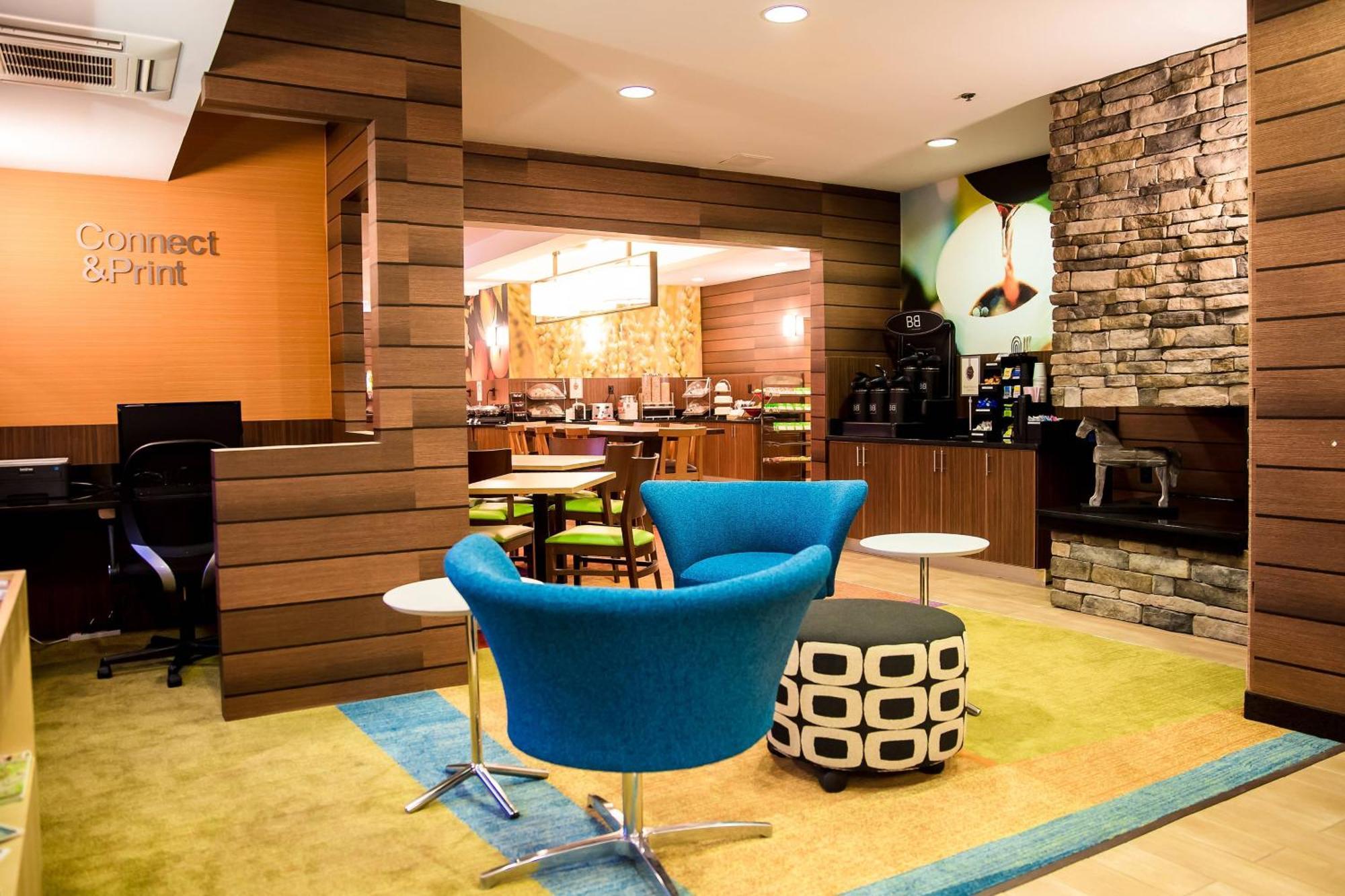Fairfield Inn & Suites Fredericksburg Zewnętrze zdjęcie
